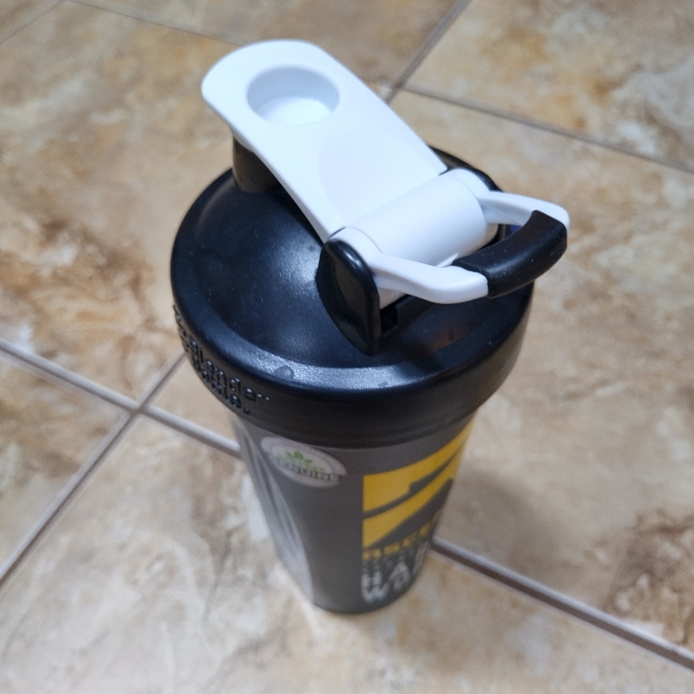 Blender Bottle - Picture 5 of 8